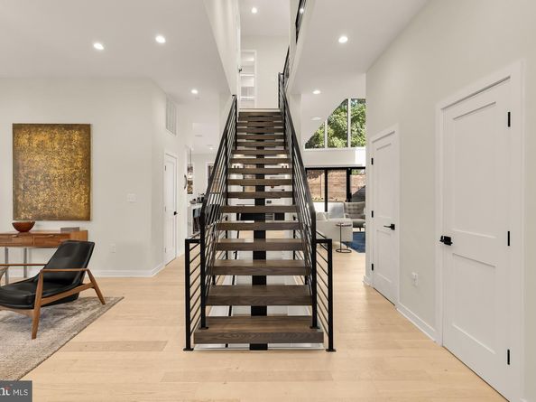 4913 Sherier Place NW, Washington DC 20016