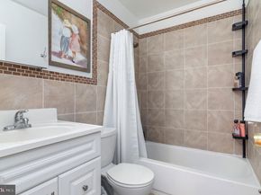 3704 Persimmon Circle, Fairfax VA 22031