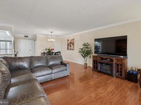 11118 Valley Forge Circle 1118, King Of Prussia PA 19406