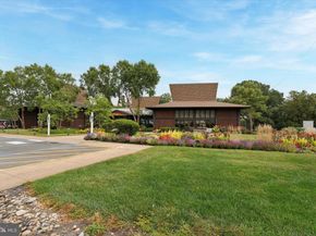 11118 Valley Forge Circle 1118, King Of Prussia PA 19406