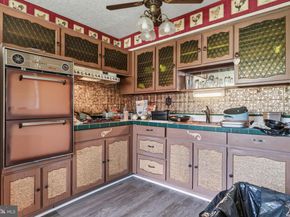 3549 Chalfont Drive, Philadelphia PA 19154