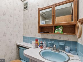 3549 Chalfont Drive, Philadelphia PA 19154