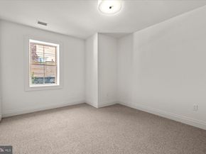 5022 Cathedral Avenue NW, Washington DC 20016