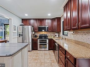 9913 Kingsbridge Drive, Fairfax VA 22031