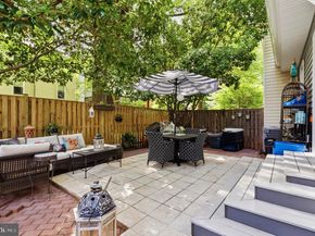 9913 Kingsbridge Drive, Fairfax VA 22031