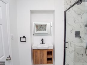 415 N Hobart Street, Philadelphia PA 19131