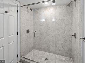 1500 Chestnut Street 20I, Philadelphia PA 19102