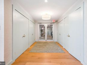 501 Slaters Lane 1407, Alexandria VA 22314