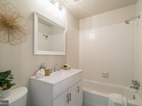 501 Slaters Lane 1407, Alexandria VA 22314