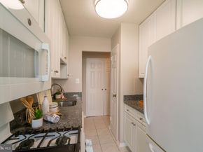 501 Slaters Lane 1407, Alexandria VA 22314