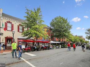 501 Slaters Lane 1407, Alexandria VA 22314