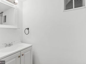 808 Wilder Street, Philadelphia PA 19147