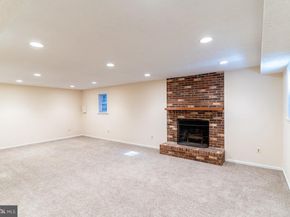 7348 Lewinsville Square Place, Mclean VA 22101