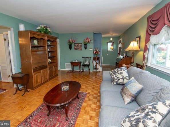 911 Thornton Road, Horsham PA 19044