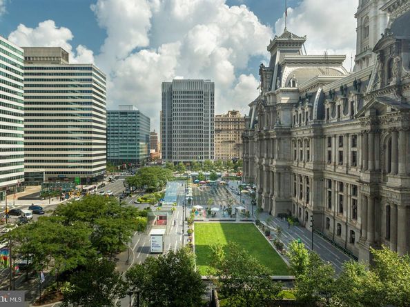 1414 S Penn Square 18G, Philadelphia PA 19102