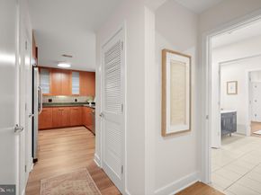 910 M Street NW 304, Washington DC 20001