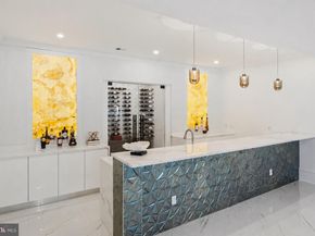 1332 Mccay Lane, Mclean VA 22101