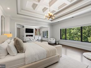 1332 Mccay Lane, Mclean VA 22101