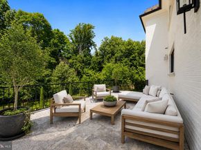 1332 Mccay Lane, Mclean VA 22101