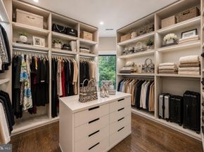1332 Mccay Lane, Mclean VA 22101
