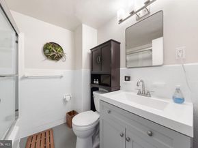 1810 Rittenhouse Square 610, Philadelphia PA 19103