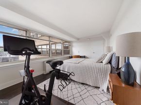 1810 Rittenhouse Square 610, Philadelphia PA 19103