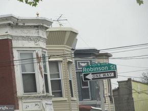 1444 N Robinson Street, Philadelphia PA 19151
