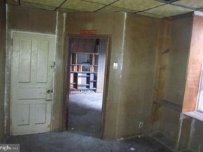 1444 N Robinson Street, Philadelphia PA 19151
