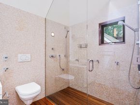 6404 31st Place NW, Washington DC 20015