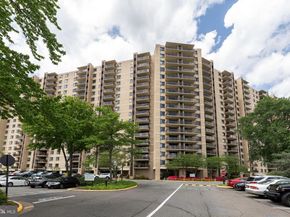 203 Yoakum Parkway 1520, Alexandria VA 22304