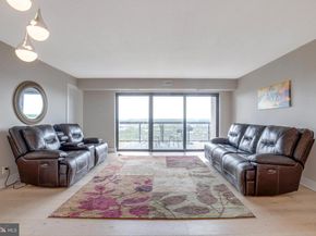 203 Yoakum Parkway 1520, Alexandria VA 22304