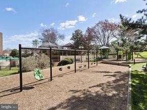 203 Yoakum Parkway 1520, Alexandria VA 22304