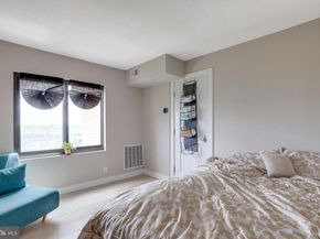 203 Yoakum Parkway 1520, Alexandria VA 22304