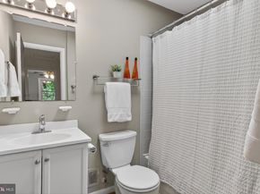 754 Barbaralynn Place, Herndon VA 20170