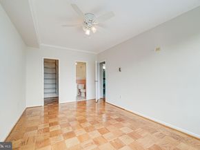 4390 Lorcom Lane 810, Arlington VA 22207