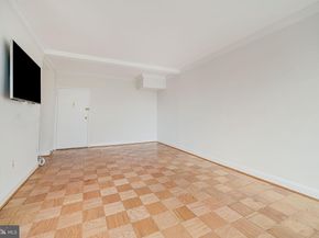 4390 Lorcom Lane 810, Arlington VA 22207