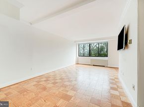 4390 Lorcom Lane 810, Arlington VA 22207