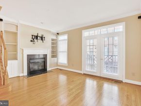 811 Water Place, Alexandria VA 22314