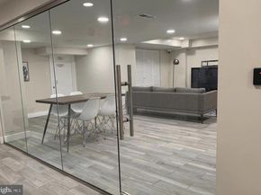 1125 12TH Street NW 64, Washington DC 20005