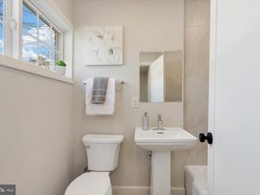 3254 Gunston Road, Alexandria VA 22302