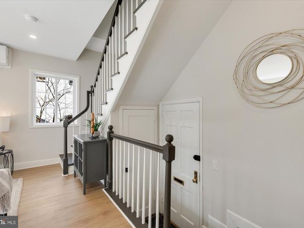 3254 Gunston Road, Alexandria VA 22302