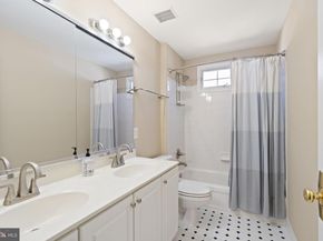 1327 Murray Downs Way, Reston VA 20194