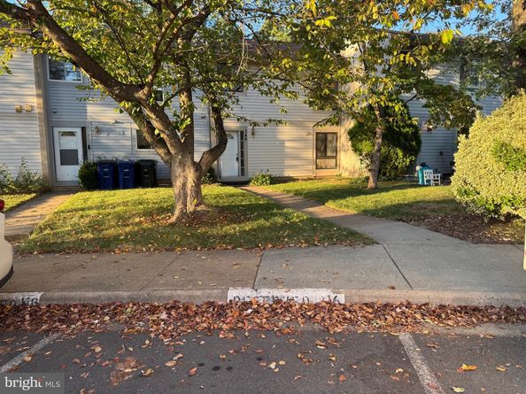 349 Reneau Way, Herndon VA 20170