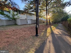 349 Reneau Way, Herndon VA 20170