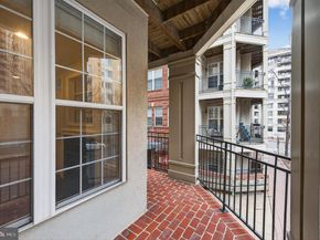 1320 N Wayne Street 102, Arlington VA 22201