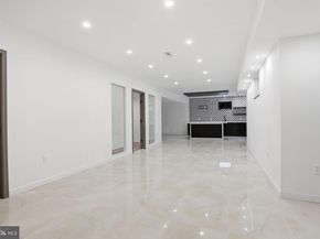 1047 Welsh Road, Huntingdon Valley PA 19006