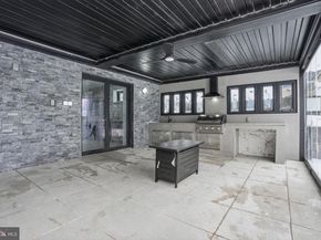 1047 Welsh Road, Huntingdon Valley PA 19006