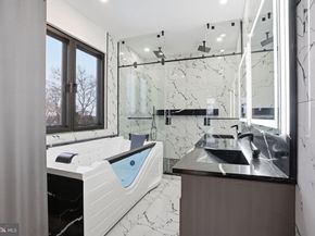 1047 Welsh Road, Huntingdon Valley PA 19006