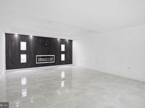 1047 Welsh Road, Huntingdon Valley PA 19006