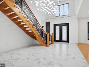 1047 Welsh Road, Huntingdon Valley PA 19006